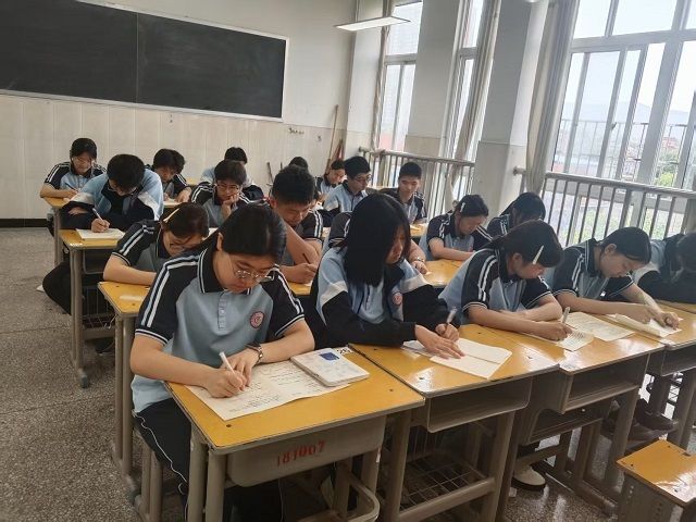 导入图片