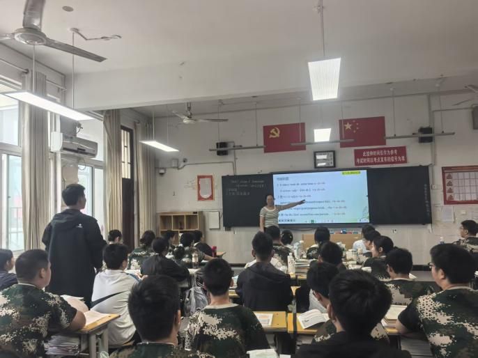 导入图片