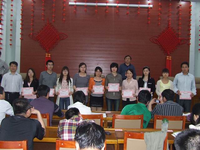 市二高举办青年教师教学设计大赛