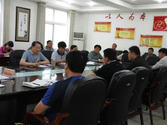 市二高召开教代会代表提案落实汇报会