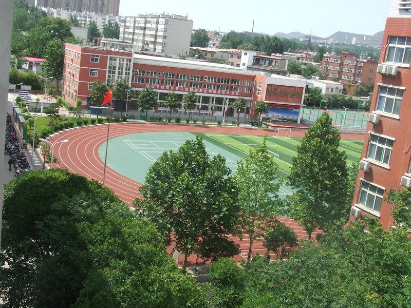 俯瞰校园一角