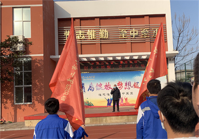 创文不松懈，爱卫在行动——市二高深入开展爱国卫生运动