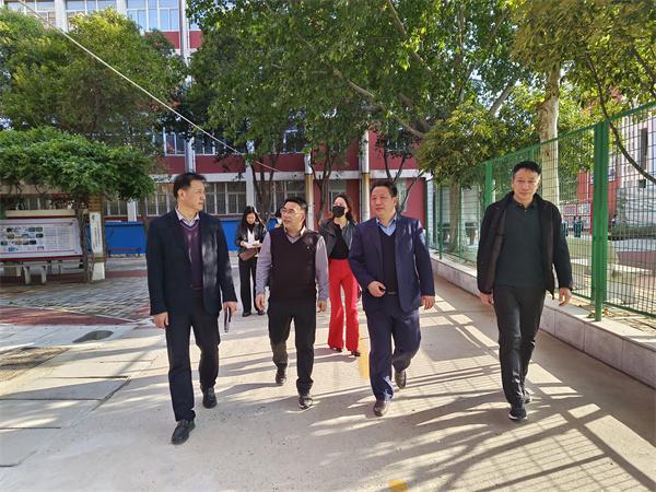 卫生立健康之基 环境创幸福之源——平顶山市卫健委到市二高检查验收卫生先进单位创建工作