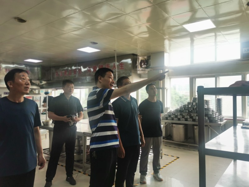 市二高：排查安全隐患 筑牢安全防线