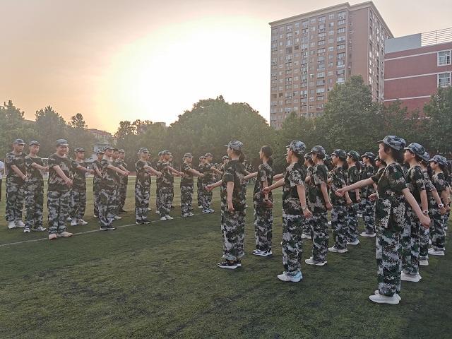 少年风华正茂，陪伴温暖人心——平顶山市二高2023级高一军训纪实（二）
