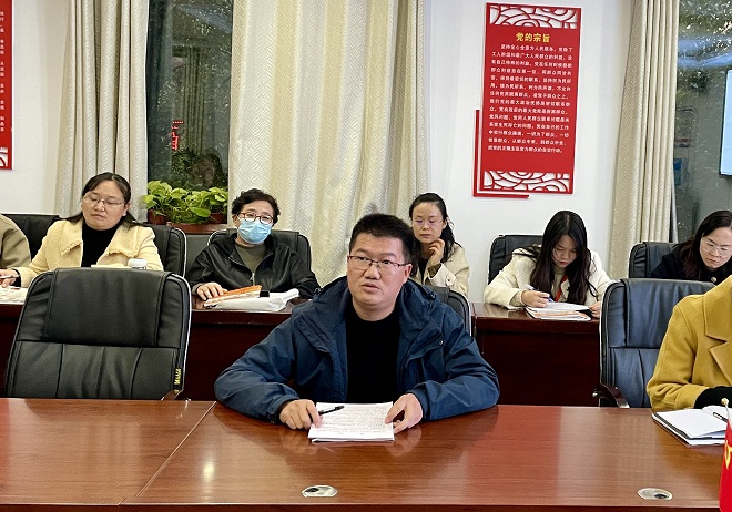交流反思蓄能量，乘风破浪创辉煌 ——平顶山市二高召开高一年级成绩分析会
