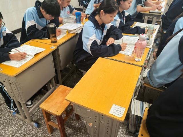 九月校园里，一场为生命续航的暖光——捐款活动纪实