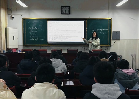 【社团风采】逐梦外语赛场 蓄力冲刺复赛 ---平顶山市二高Green Dreams外语社开展第22届“外研社杯” 复赛指导课