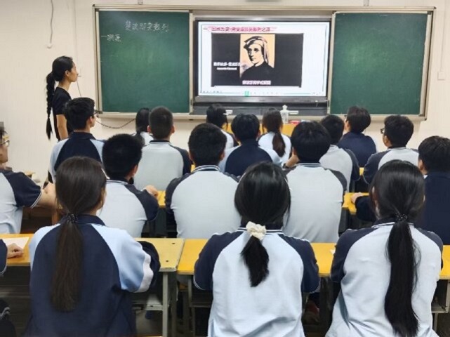 【社团风采】探秘神奇数列  感受数学魅力 ——思维之花数学社开展斐波那契数列主题活动
